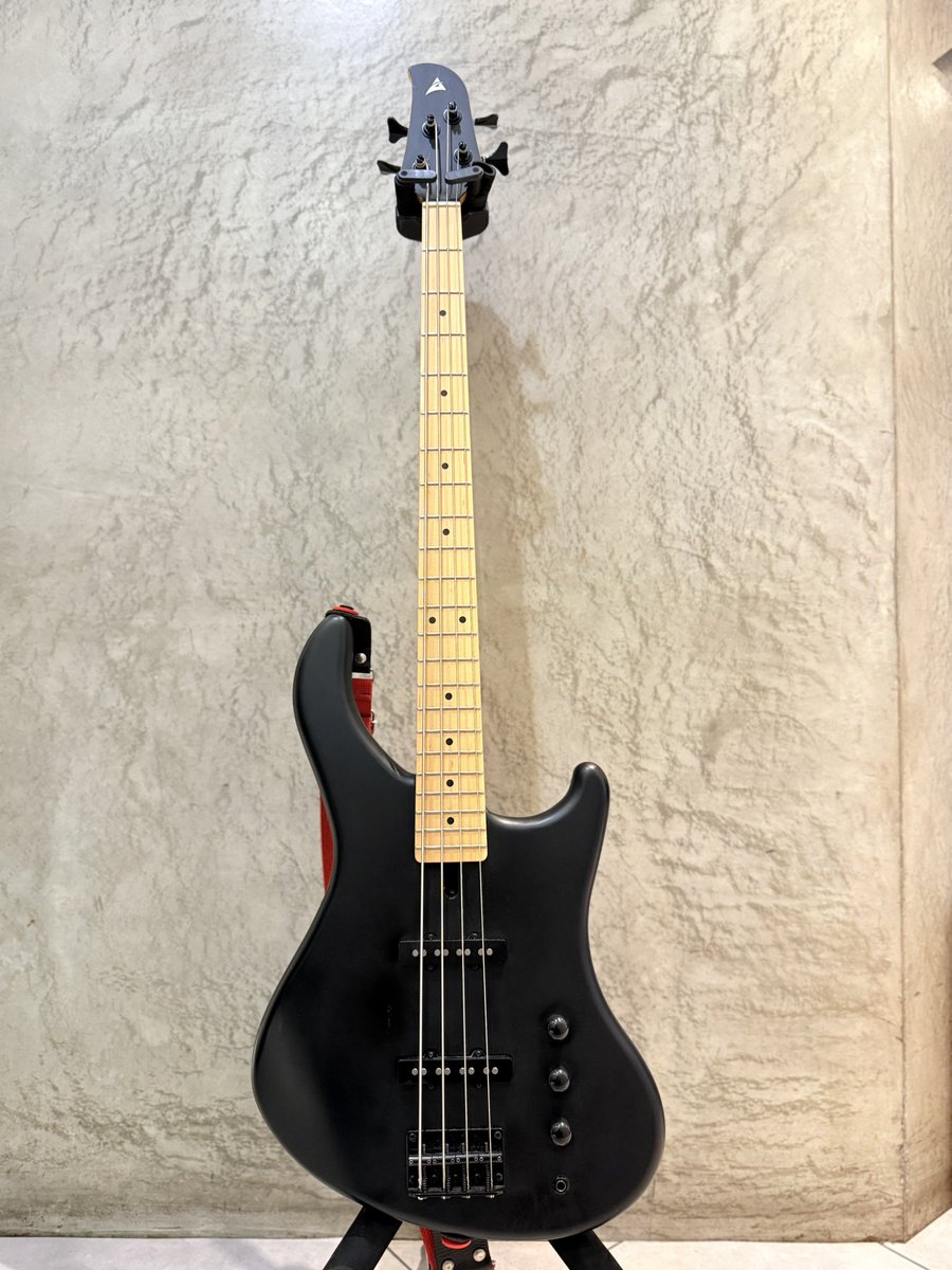 レンタル品紹介

👁️‍🗨️【ACE BASS】👁️‍🗨️

THE ORAL CIGARETTESのあきらかにあきらさんがプロデュースしたベースブランド。｢ACE BASS｣が今月限定で無料レンタルキャンペーン中です！！

※12/29までレンタル無料です。

<a href="/oral_official/">THE ORAL CIGARETTES</a>   <a href="/akyakyakya/">あきらかにあきら</a>  <a href="/ace_bass_jp/">ACE BASS Official</a>