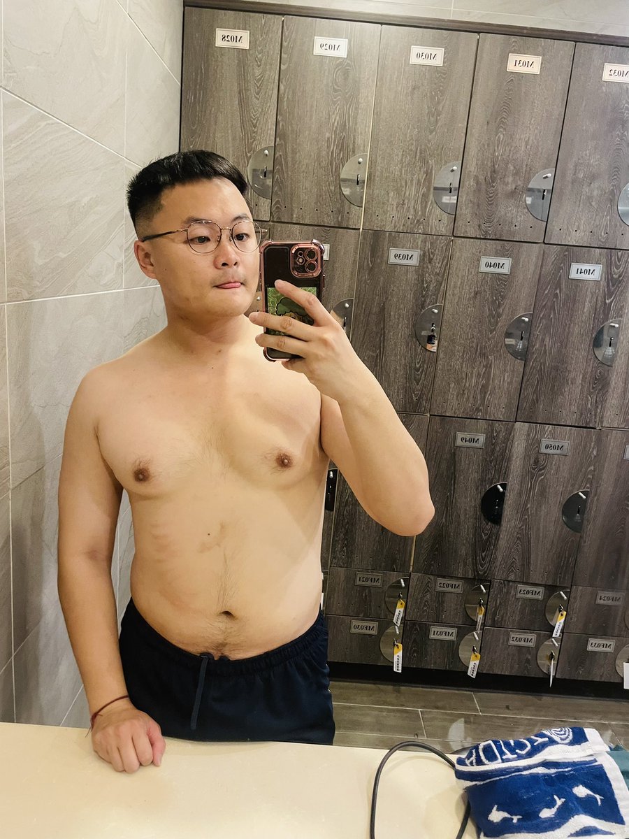 這裡有一些肥肥ㄉ肉^. .^ ੭👓