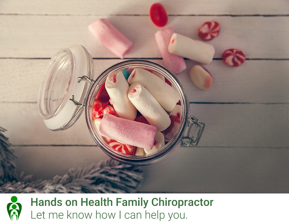 HandsonHealth's tweet image. #HealthTip 27: Chewing gum before eating a meal may help you eat less.