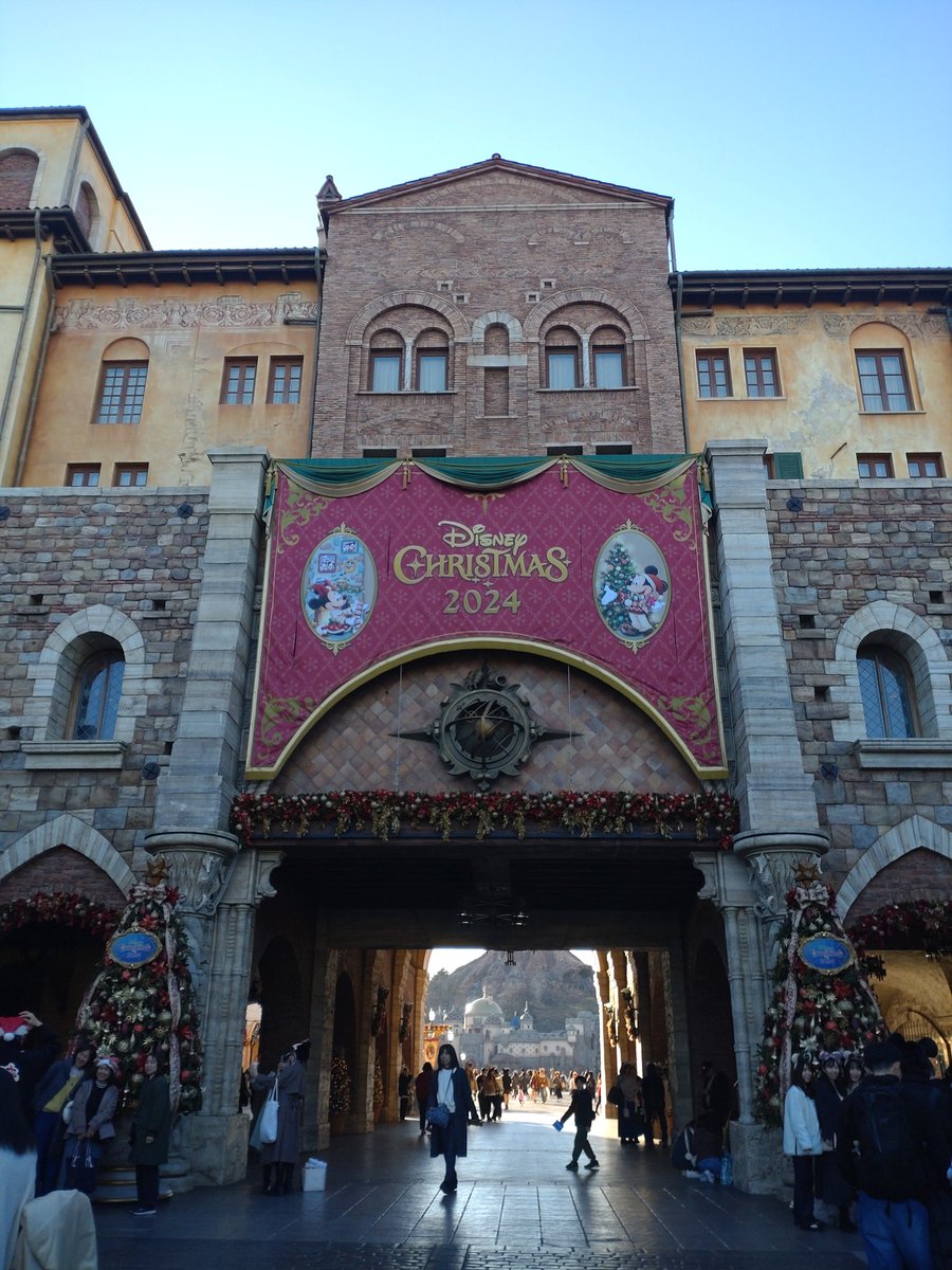 disney9494's tweet photo. 時差投稿です😆
DisneyChristmas行ってきました😆 https://t.co/kWtLJLF1Ek