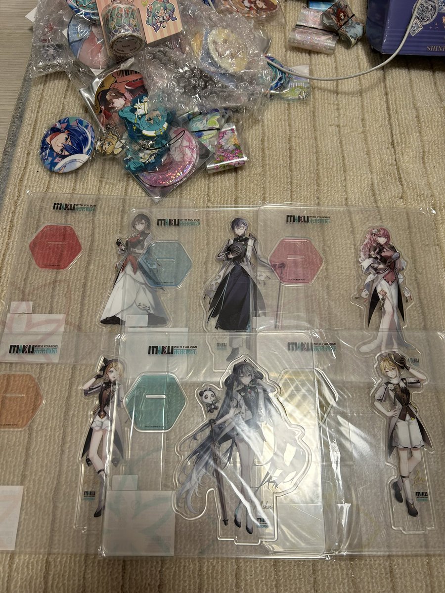 majyo2333's tweet photo. Miku With Youのアクスタもお譲り致します。

迷子ノ子を減らすため、ミクのみの声掛けは遠慮しております。

アクスタ重いためレターパックプラスもしくはライトで発送

アクスタ一点1500円、2枚目のクッズと合わせて計6点でお譲りしております。

銀行振り込み/三菱UFJもしくは三井対応できます https://t.co/p2nL0Nb54o