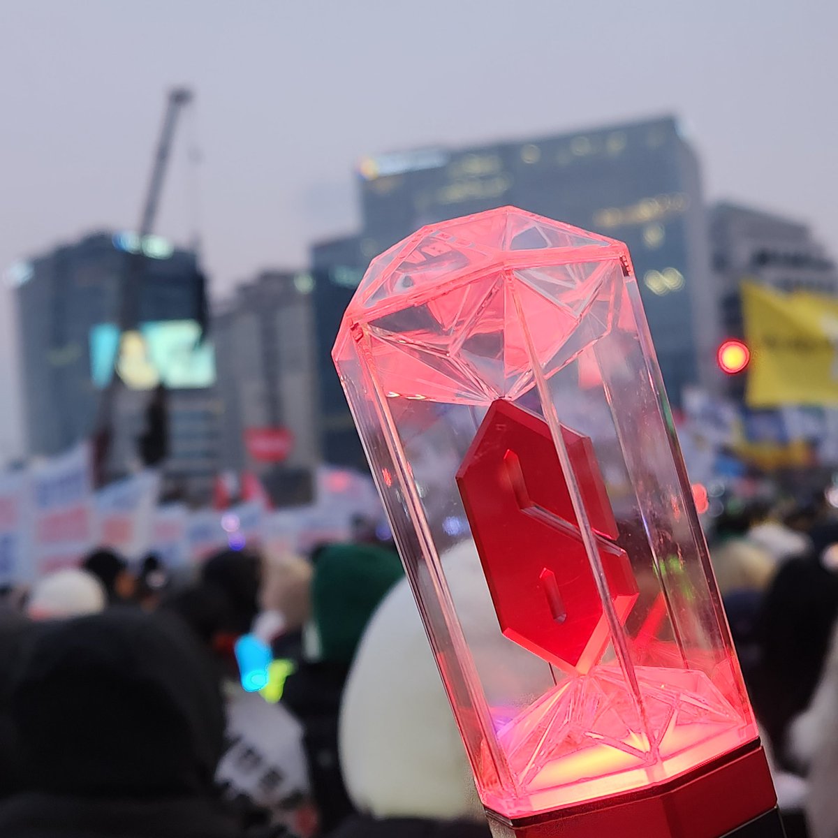 PermanentRed522's tweet image. 