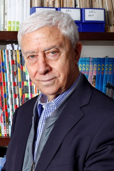 Kamuoyuna Duyuru

Mimar Turgut Toydemir’in, taraflarla olan bir yol tartışması sonucu bir polis memuru tarafından vurulmuş olmasının derin üzüntüsü içerisindeyiz. Bu menfur olay, sadece bir insan yaşamının kaybedilmesiyle değil, aynı zamanda meslektaşlarımız ve toplumumuz için