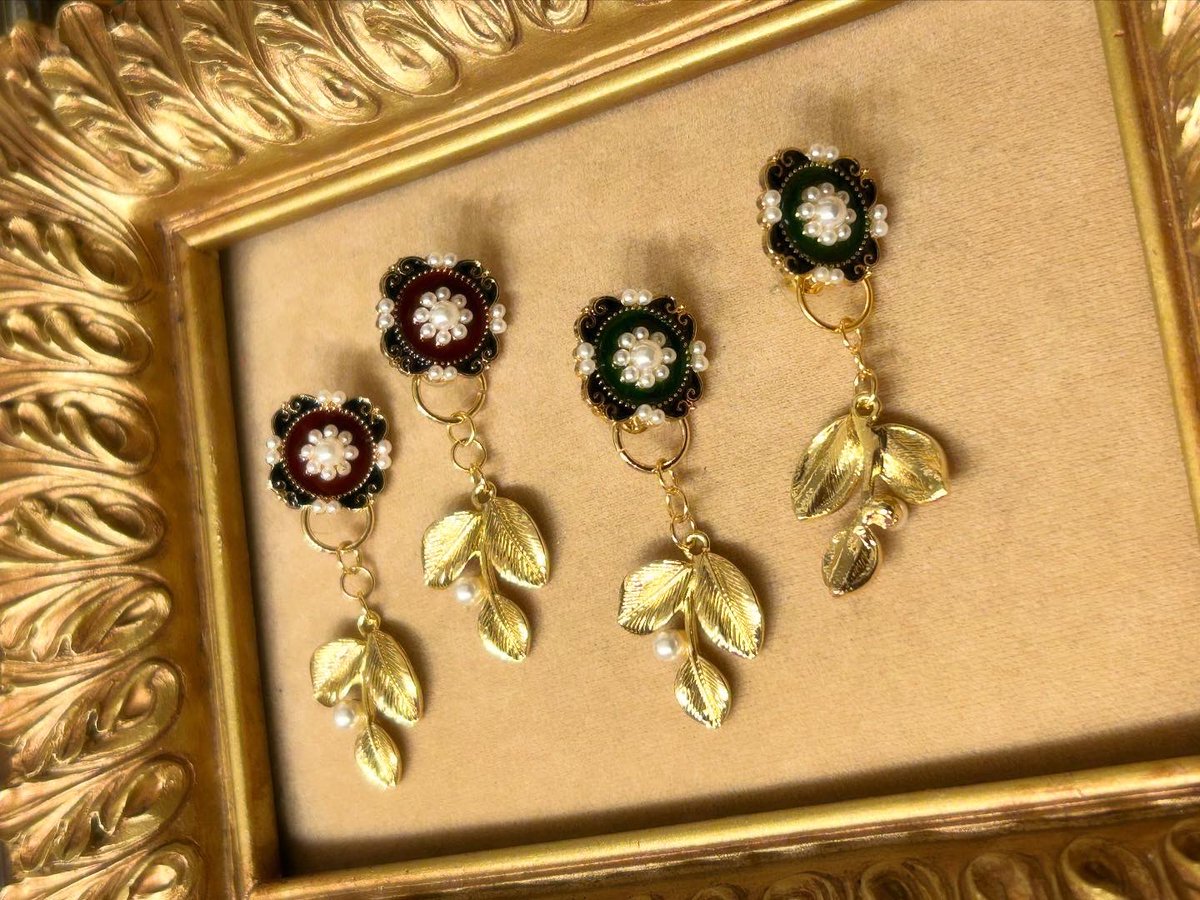 CatwalkBijoux's tweet image. Catwalk Bijoux New Arrivals 

Noël　Pierce

一点物　2way

#catwalkbijoux #newarrivals #pierce #noel#handmadeaccessory #koenji #vintage