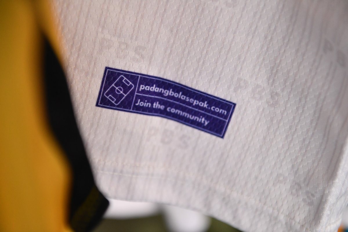 Away Jersey Up Close 🤍💙