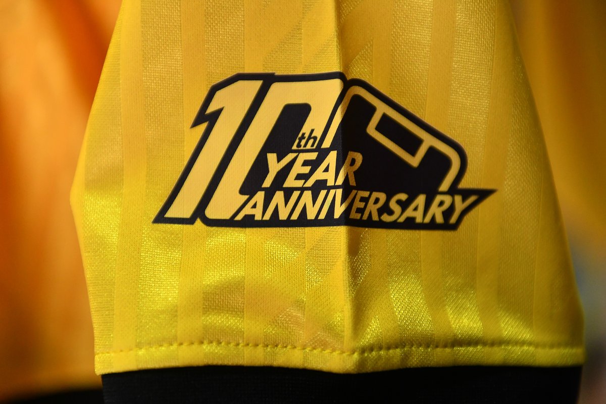 Home Jersey Up Close 💛🖤