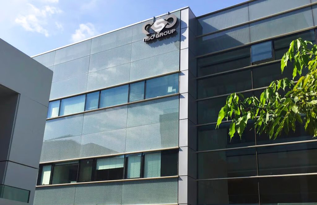 🚨🇺🇸🇮🇱 JUDGE SLAMS ISRAELI SPYWARE FIRM OVER WHATSAPP SPYWARE LAWSUIT

A federal judge sanctioned Israeli spyware firm NSO Group for dodging court orders in WhatsApp’s lawsuit over Pegasus, the spyware that allegedly hacked 1,400 phones, including those of journalists and