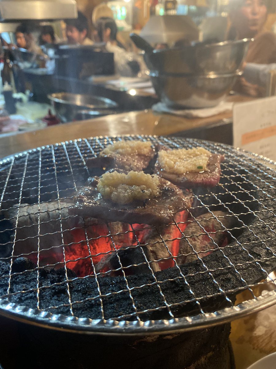 threegames2019's tweet photo. スリーゲームズ忘年会17日に行ってきたー
焼肉美味しかったー♡
年内ミラボ頑張ります！

#忘年会　#スリーゲームズ https://t.co/1CPtlUWEq6