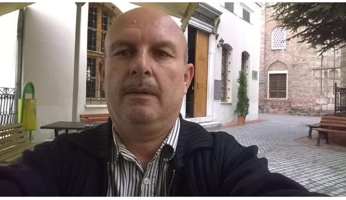 "Bu dünya tadımlık; fazlası acı demek, ızdırap demek”