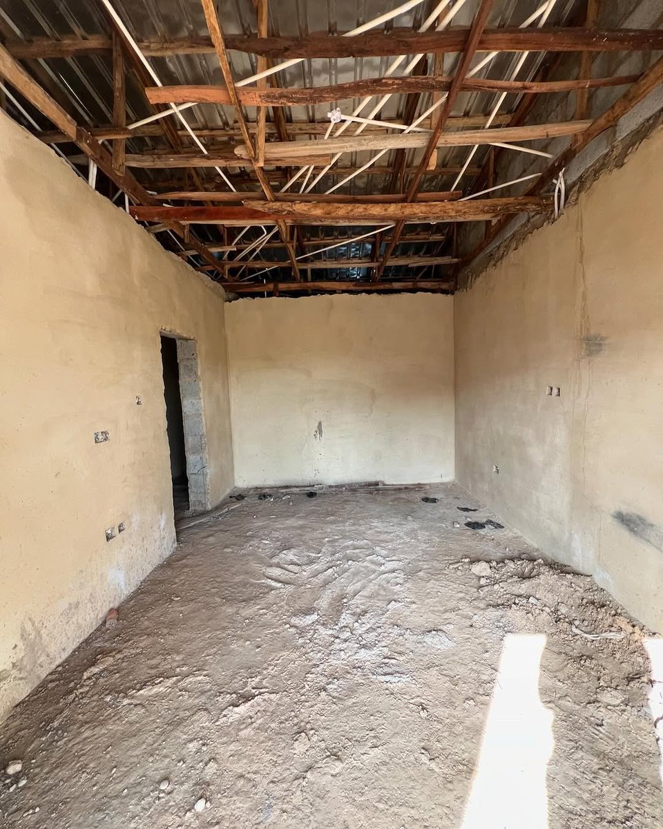 tavasrealty's tweet photo. For Sale
3 Bedroom Detached Bungalow 

Location: Kabusa Garden Estate

Price: 56M Naira Net (Semi finished)

📞 08158488909

#AbujaTwitterCommunity #RealEstate https://t.co/pzZ1RpjNbE
