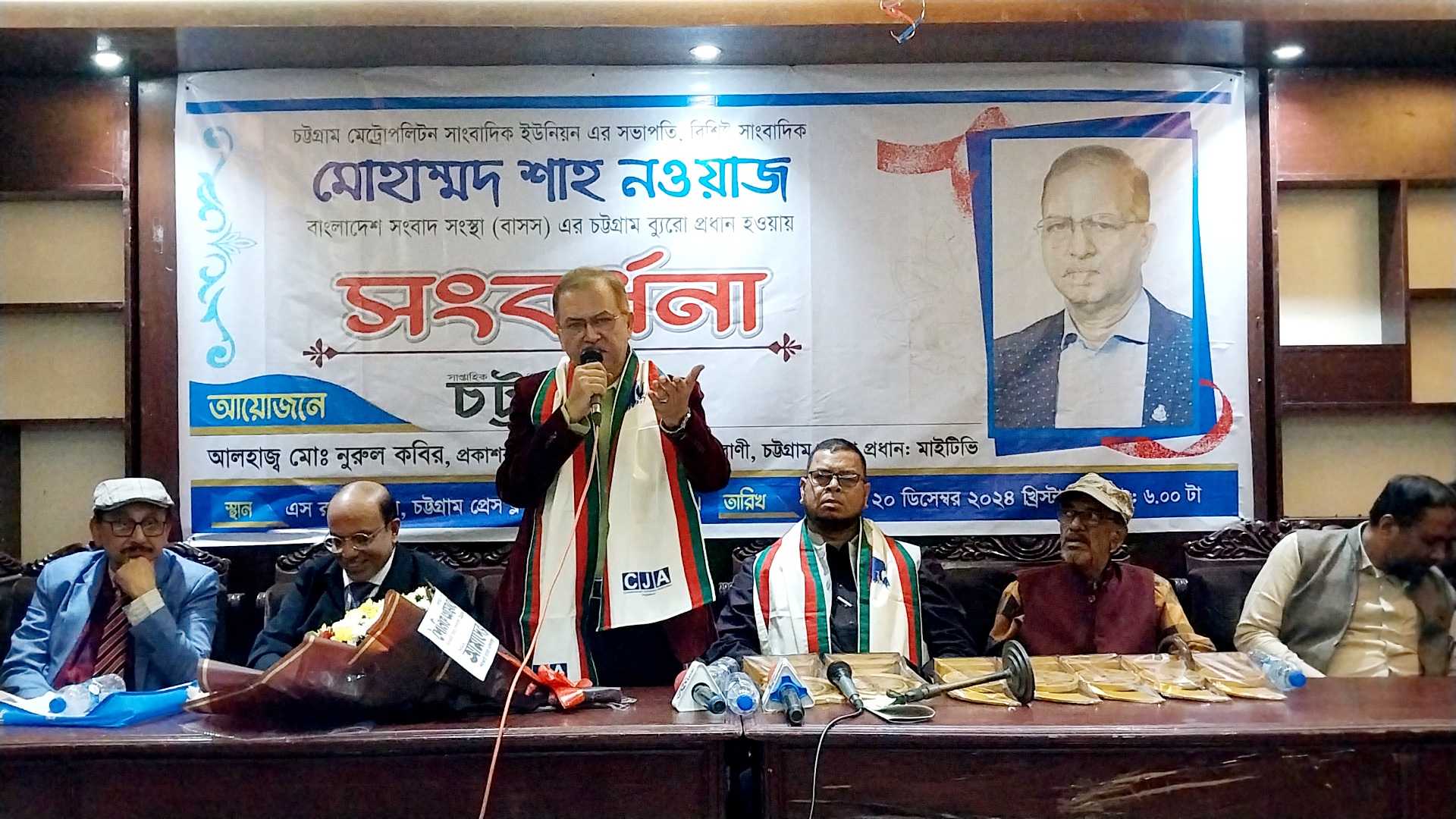 সংবাদপত্র, মিডিয়াকে মাফিয়া ফ্যাসিবাদীদের কবল থেকে রক্ষা করে নতুন প্রজন্মের হাতে তুলে দেয়া প্রয়োজন