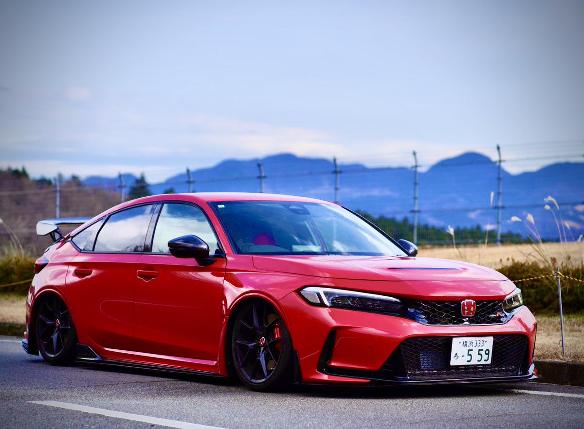 MAXORIDOMANABU's tweet photo. TOKYO Auto Salon

First aero parts
完成

ここから仕上げていきます〜

楽しみだ

Front lip, 
side step, 
rear end fin, 
fender garnish, 
rear wing carbon

初めて一眼カメラ使ってみた
カメラを覚えたい

誰か教えてください。

@akea_japan 
@maxoridoofficial 
@maxorido.usa 
@ridox559_maxorido 

@ploom.jp 
@moontech.jp 
@air_lift_performance 

@masa.3d.modeler 

@fiexhaust 
@fiexhaust_cady
