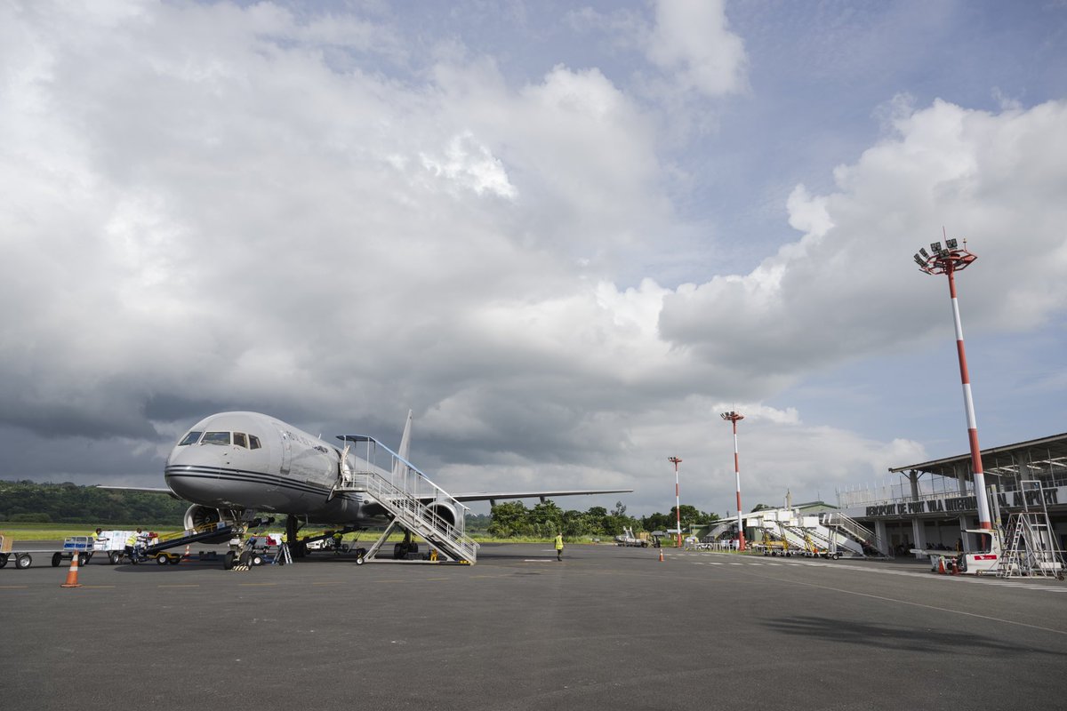 A second New Zealand Government flight repatriated 80 people from Port Vila today.
 
101 New Zealanders have now returned home safely this week. 

60 foreign nationals - from 🇦🇺 🇧🇪 🇧🇷 🇨🇦 🇫🇮 🇫🇷 🇩🇪 🇮🇳 🇮🇹 🇯🇵 🇵🇱 🇼🇸 🇸🇬 🇸🇧 🇪🇸 🇨🇭 🇬🇧 🇺🇸 - have also been helped to evacuate. 
 
New Zealand