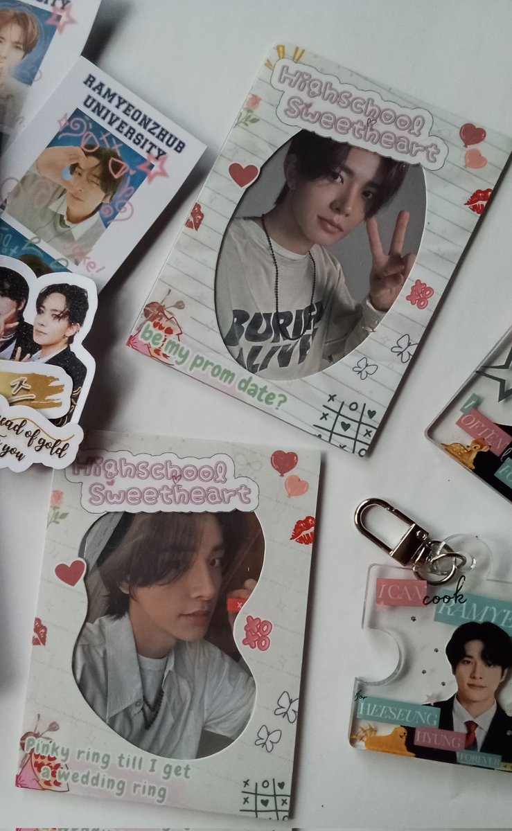 livevender's tweet photo. hello @helloramyeonz, tysm po for this free kit hihihi kilig sm >< super pretty and dami inclu ^^ will treasure this po! https://t.co/B17yfuBLC3