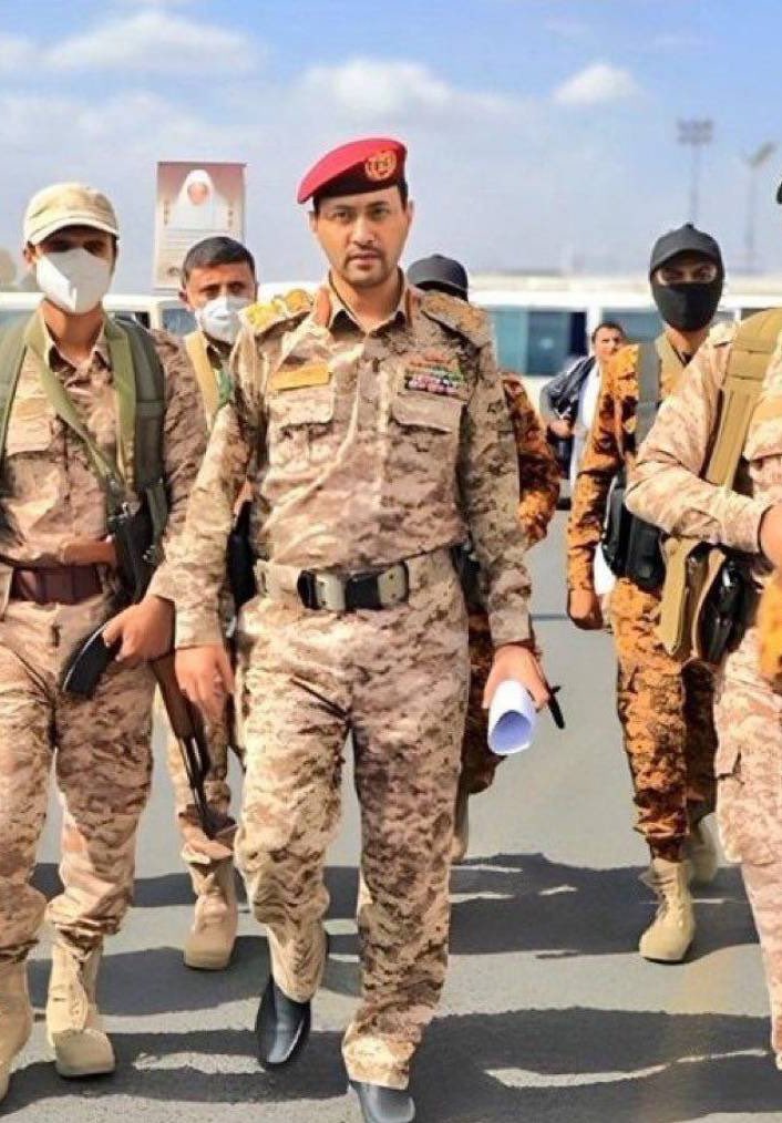 AHORA Declaración Oficial del Portavoz Militar de Yemen:

“Una victoria para el oprimido pueblo palestino y en respuesta a las masacres contra nuestro pueblo en Gaza, y dentro del quinto ámbito de las etapas de la represalia a la agresión israelí contra nuestro país, la fuerza de