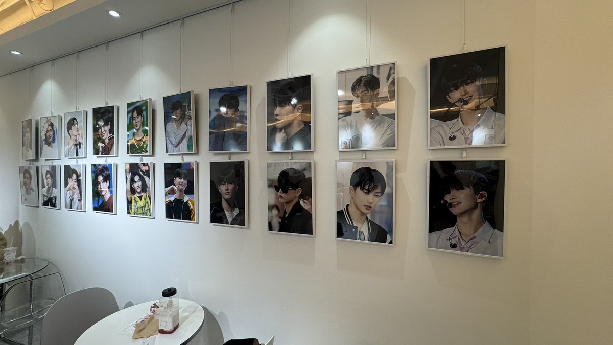 I’m here! Omfg it’s so cute 🥹🥹