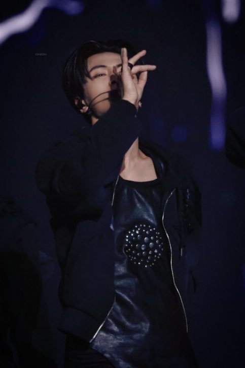 JAY. (@jomgseogn) on Twitter photo 