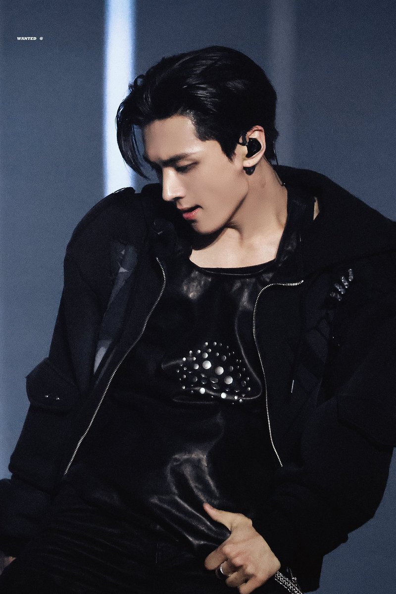 JAY. (@jomgseogn) on Twitter photo 