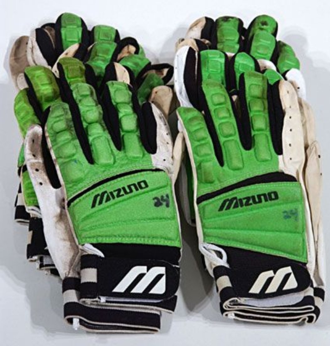 tripletonyf's tweet photo. Who else wore these because Rickey Henderson made them cool? Who else played strikeout using his batting stance? Rickey was one of the best parts of Oakland, we've lost THE town legend https://t.co/YraEJiu6po