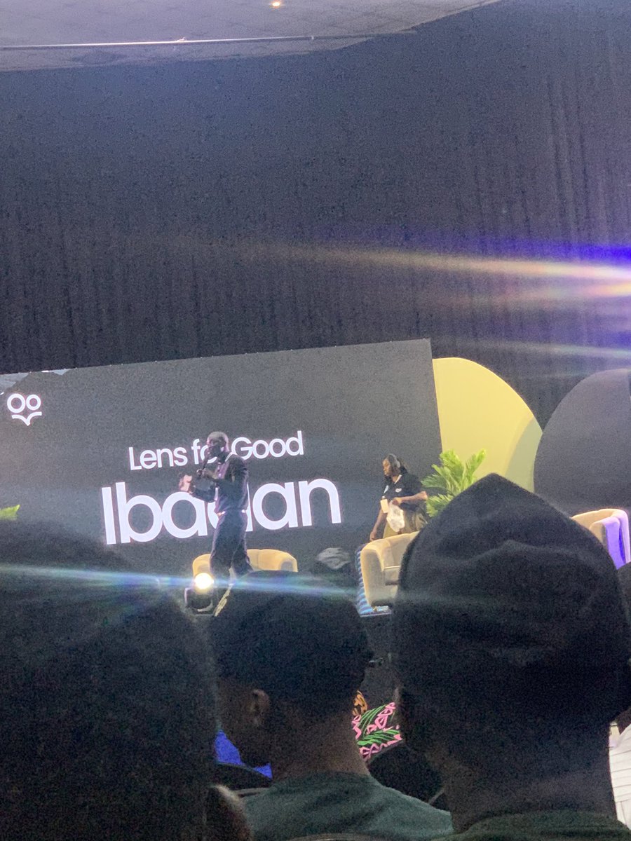 AwoyemiGlad's tweet image. Learning a lot here #lensforgood#learning