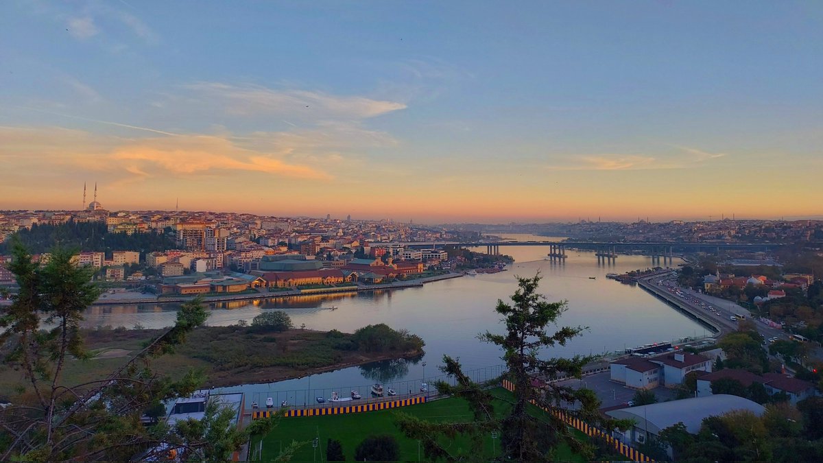edanuralpayy's tweet photo. Ne güzel İstanbul be! https://t.co/7fDX3BnScd
