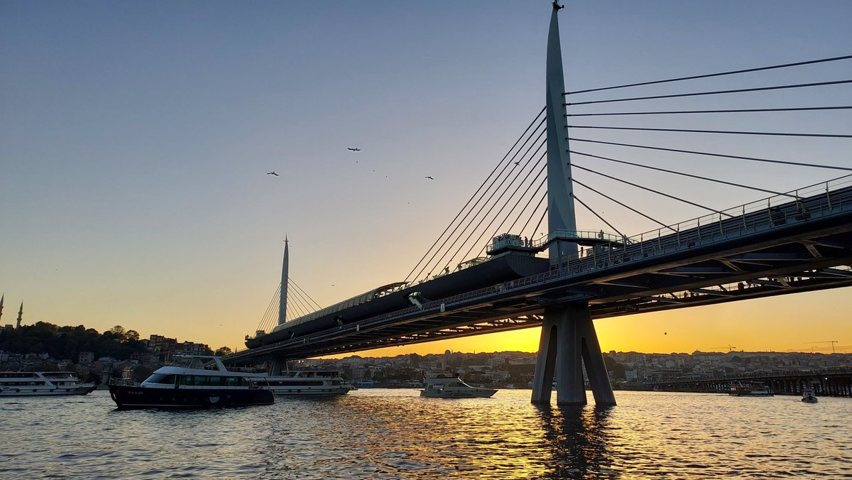 edanuralpayy's tweet photo. Ne güzel İstanbul be! https://t.co/7fDX3BnScd