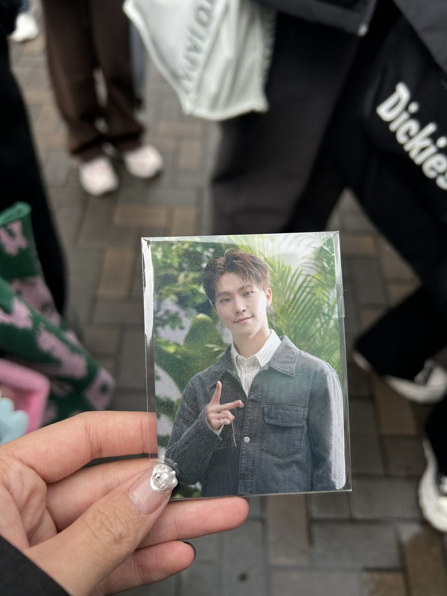 08_sut_'s tweet photo. seventeen right here fc 更新交換 買取

(譲)ディノ

(求)エスクプス＞＞他メンバー

お気軽にお声掛けお願いいたします🙇‍♀️ https://t.co/e6uOIRue8A