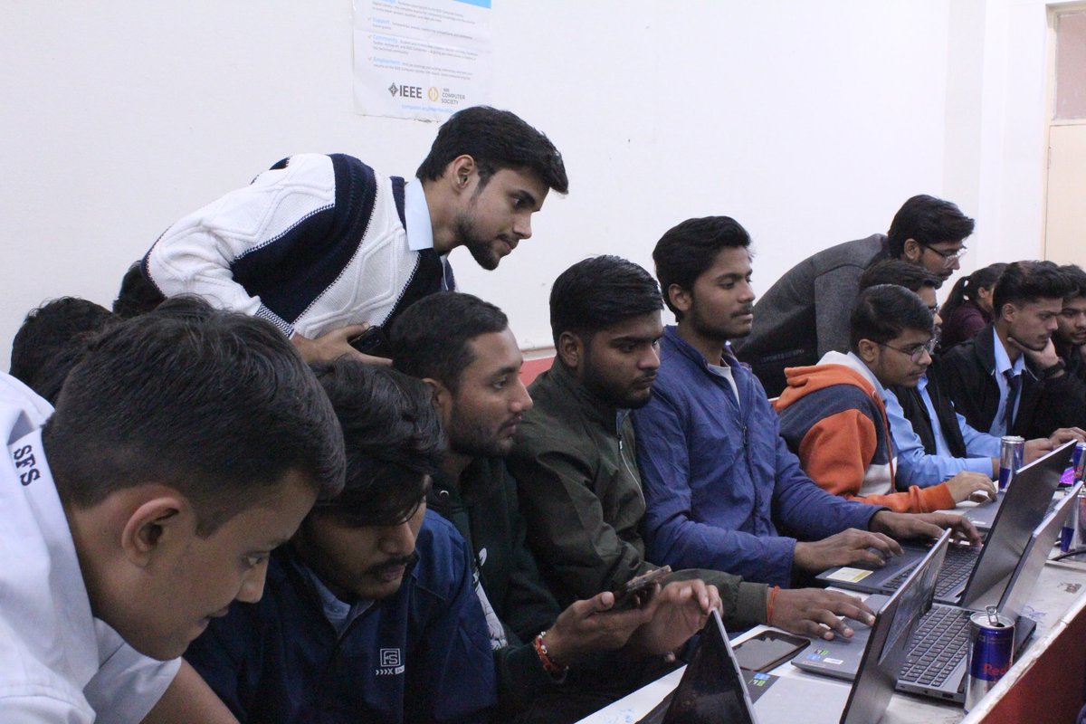 Janmeja36529253's tweet photo. I had the incredible opportunity to mentor at the Binary Brains MERN event, and Iโm thrilled to share that it was a huge success! ๐
@Binarybrains35
#MERN #Mentorship #BinaryBrains #WebDevelopment #CommunityGrowth #geeksforgeeks https://t.co/7nraPba8jx