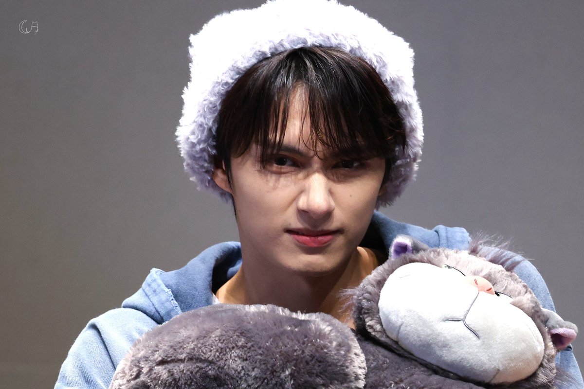 241019

#SEVENTEEN #세븐틴 
#jun #준