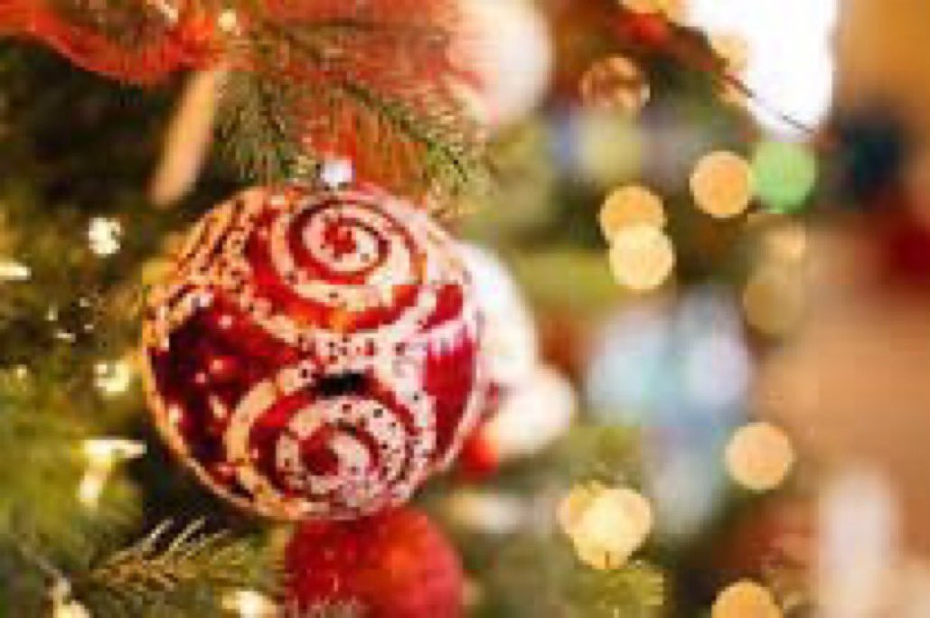 RJElectricals's tweet photo. Almost at the finish line. We are open today from 9am-2pm for all your last minute festive lighting &amp; heating essentials. Wishing all our customers a merry christmas and a prosperous new year. #hernehill #lighting #ChristmasCountdown @hernehillforum https://t.co/u8nsaH1lXq
