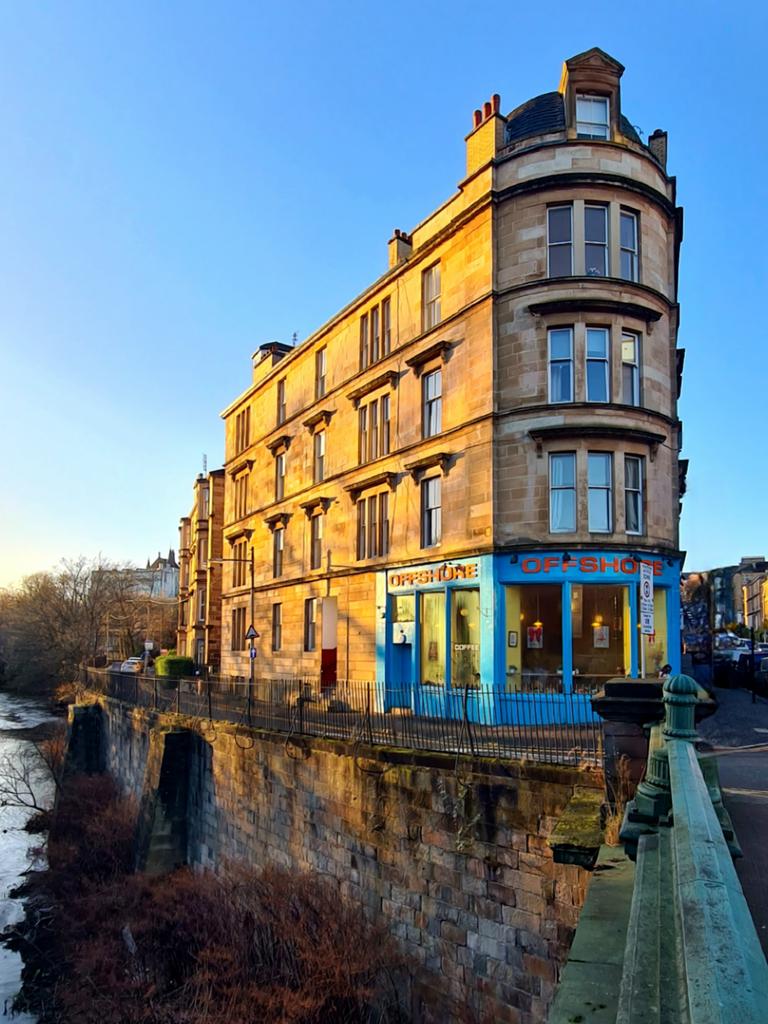is_glasgow's tweet photo. West Bank Quadrant tenement on the River Kelvin in the West End of Glasgow.

#glasgow #architecture #glasgowbuildings #tenement #glasgowtenement #hillhead #riverkelvin https://t.co/ZYIrmJe04p