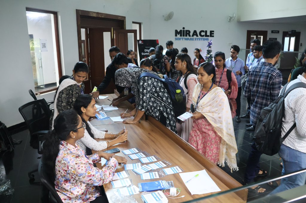 dsvizag's tweet photo. The contestants are rolling in, ready for today’s epic showdown! 💻✨ Good Morning ! Let the innovation and creativity begin. 🚀🔥 #CitizenHack #DS24 https://t.co/ZGI5xRIVFf
