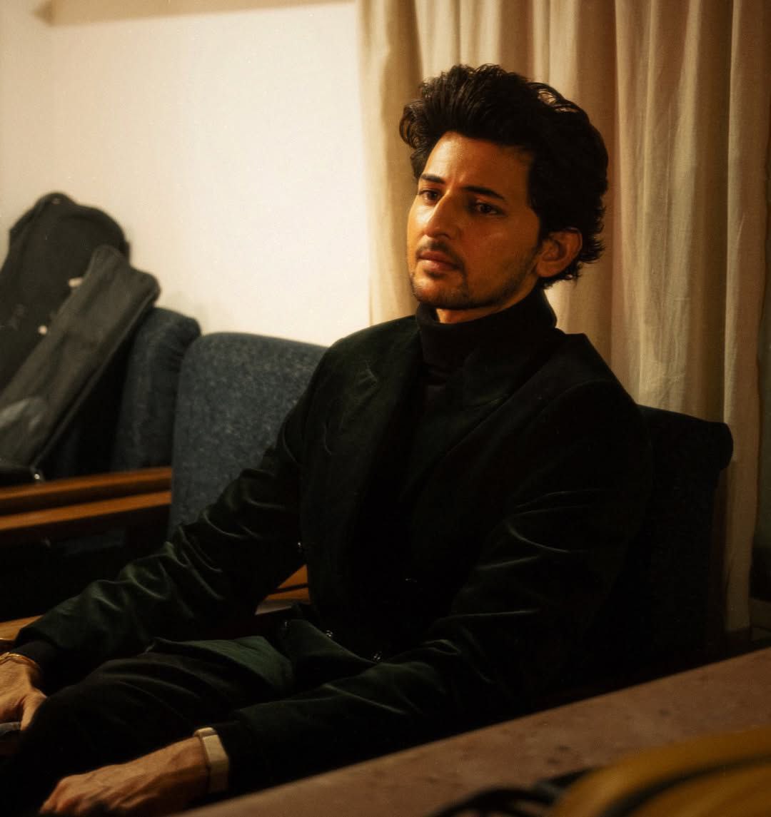 DR Data Analytics | Saathiya ❣️ (@drdataanalytics) on Twitter photo Album - OUT OF CONTROL : October 18th
With 33 Million+ plays , <a href="/DarshanRavalDZ/">Darshan Raval 🏠💙</a> 's multi genre album continues to rise as we head towards the festive end of 2024 into a new year of more excitement and anticipation for what is on the plate in 2025
Thank you for OOC , Darshan 💙 Album - OUT OF CONTROL : October 18th
With 33 Million+ plays , <a href="/DarshanRavalDZ/">Darshan Raval 🏠💙</a> 's multi genre album continues to rise as we head towards the festive end of 2024 into a new year of more excitement and anticipation for what is on the plate in 2025
Thank you for OOC , Darshan 💙