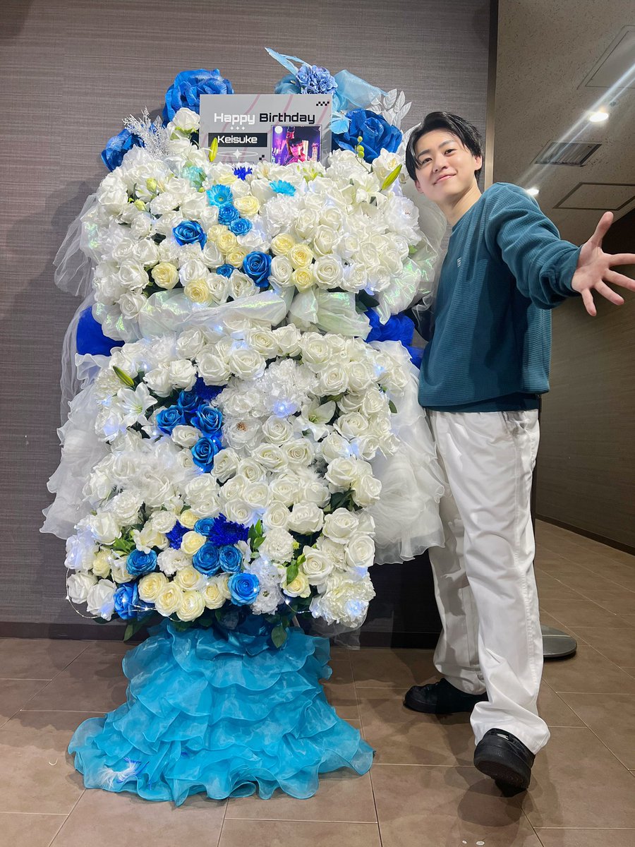 keisuke_SDN's tweet photo. 12.17
ダイナー2連チャン🔥2日間沢山お祝いしていただけてHappyBoyでした👶✨
ありがとうございました！ https://t.co/36OGxbNuSq
