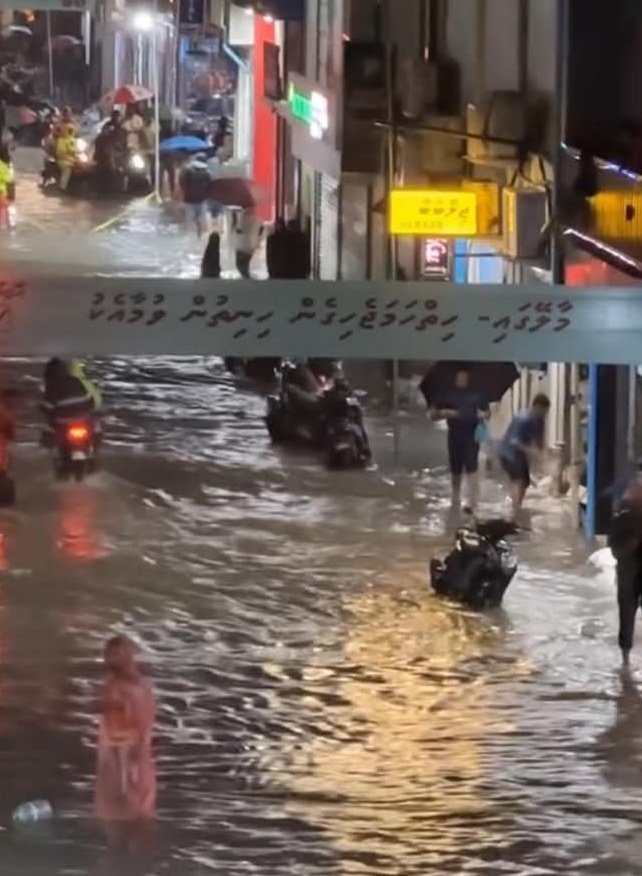 Out of context Maldives (@outofcontextmdv) on Twitter photo 