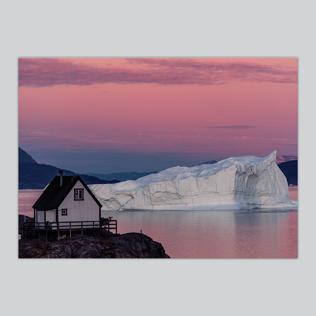 Happy Winter Solstice! What will you see today as the light turns to the longest night?

Find this magenta sunset in the Uummannaq Fjord and more in Denis Defibaugh's book _North by Nuuk: Greenland after Rockwell Kent_ (RIT Press 2019).

press.rit.edu/9781939125729/…