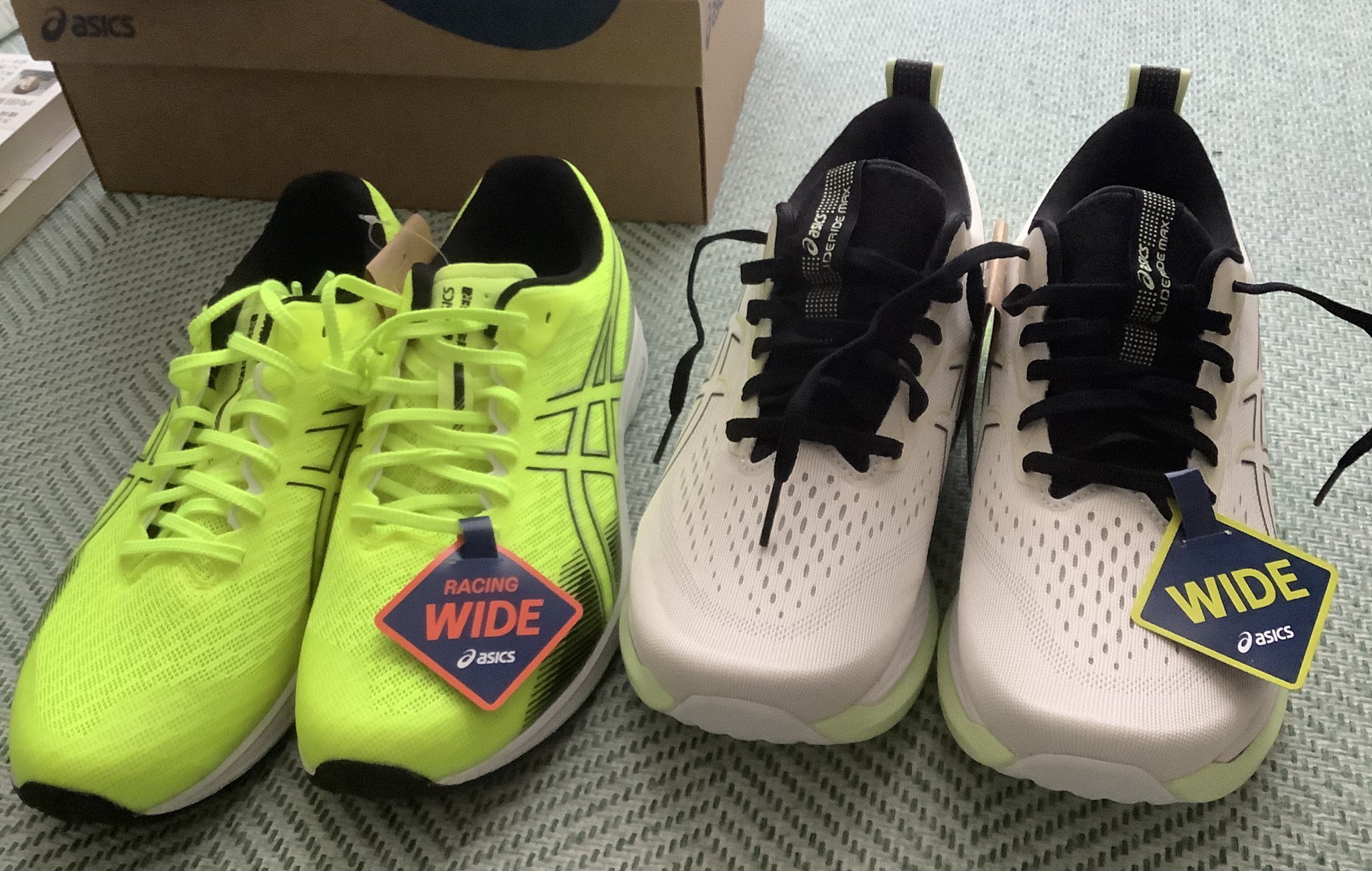 hwconsa1219 on X My new gear. GLIDE RIDE MAX wide LYTERACER wide asics https t 1lRiQGGOYW X