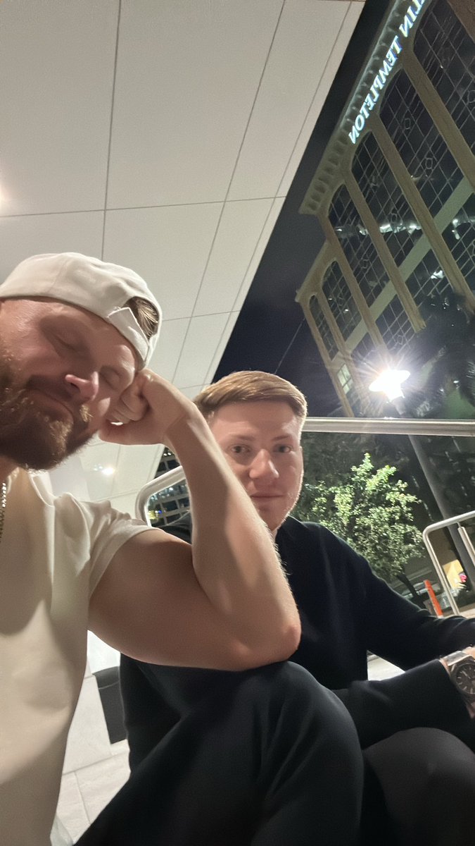 Solberg968's tweet photo. FL nights w mandem https://t.co/9wgAYJOv2I