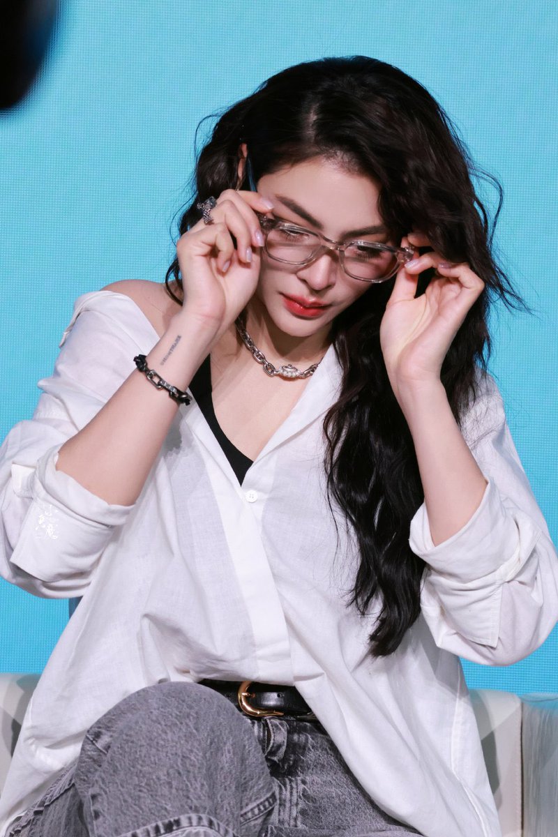 faye_pics's tweet photo. Please, marry me 🥺

#FayePeraya @malisorn00 https://t.co/OfUwCPRHw8