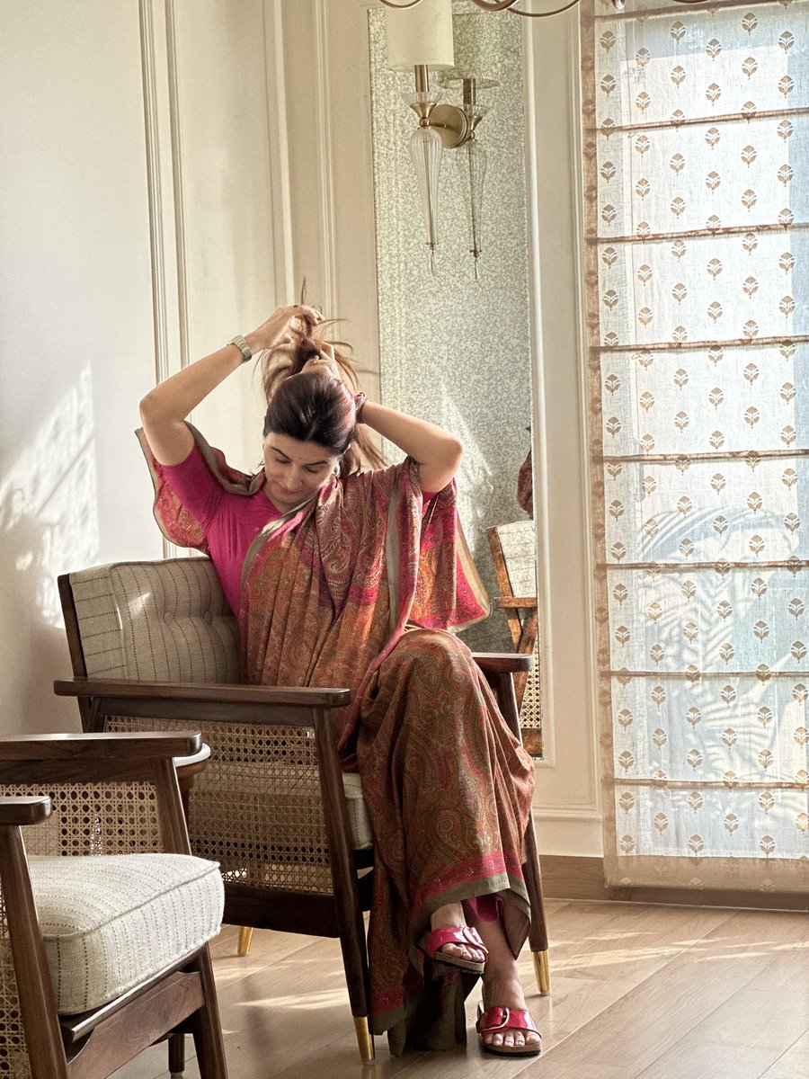 Rukshmanii Kumari (@kumarirukshmani) on Twitter photo “Happy Saree Day! The saree is not just a garment; it’s a legacy, a tradition, and a celebration of Indian culture. Whether it’s a festive silk, a breezy cotton, or a modern drape, the saree holds a special place in every wardrobe and heart. Let’s drape ourselves in its magic “Happy Saree Day! The saree is not just a garment; it’s a legacy, a tradition, and a celebration of Indian culture. Whether it’s a festive silk, a breezy cotton, or a modern drape, the saree holds a special place in every wardrobe and heart. Let’s drape ourselves in its magic