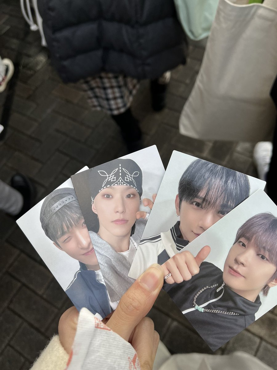 0101_kf's tweet photo. SEVENTEEN セブチ 交換 トレカ right here the city スタンプラリー

譲:ジョシュア ホシ 
求:スンチョル　ジョンハン

※12/21、12/22福岡手渡し可

お気軽にお声がけください🌼 https://t.co/VSVWOw1CF5