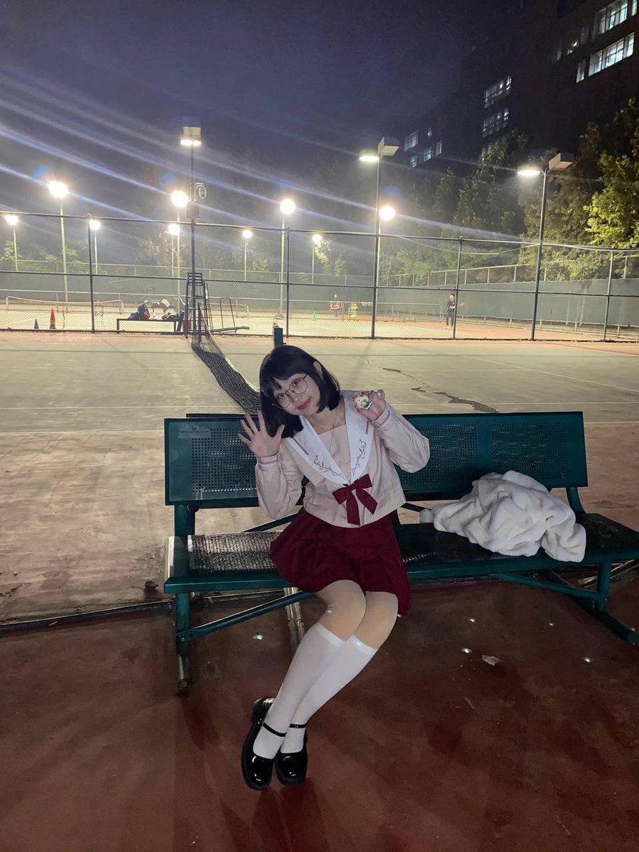眼镜娘家园 tweet media