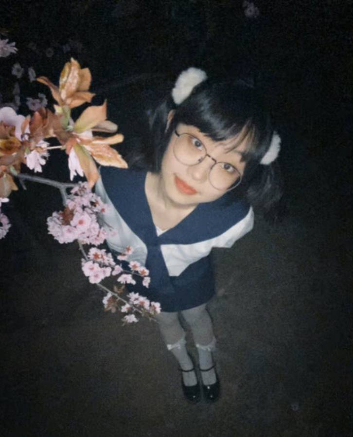 眼镜娘家园 tweet media