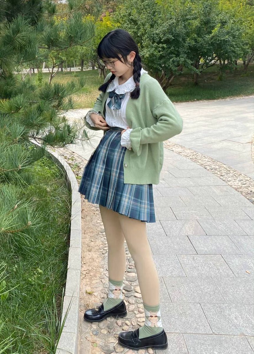 眼镜娘家园 tweet media