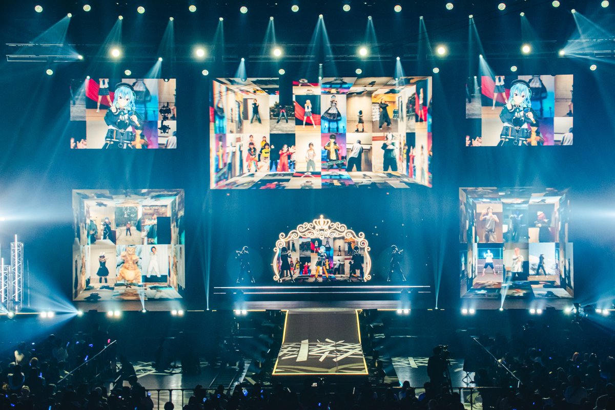 YouTubeJapan's tweet photo. 📡#YTFF ハイライト📷

星街すいせいさんが大ヒットした「ビビデバ」を披露☄️
「ビビデバダンス」で会場がひとつになりました！

@suisei_hosimati #星街すいせい https://t.co/cBoYo9uO78