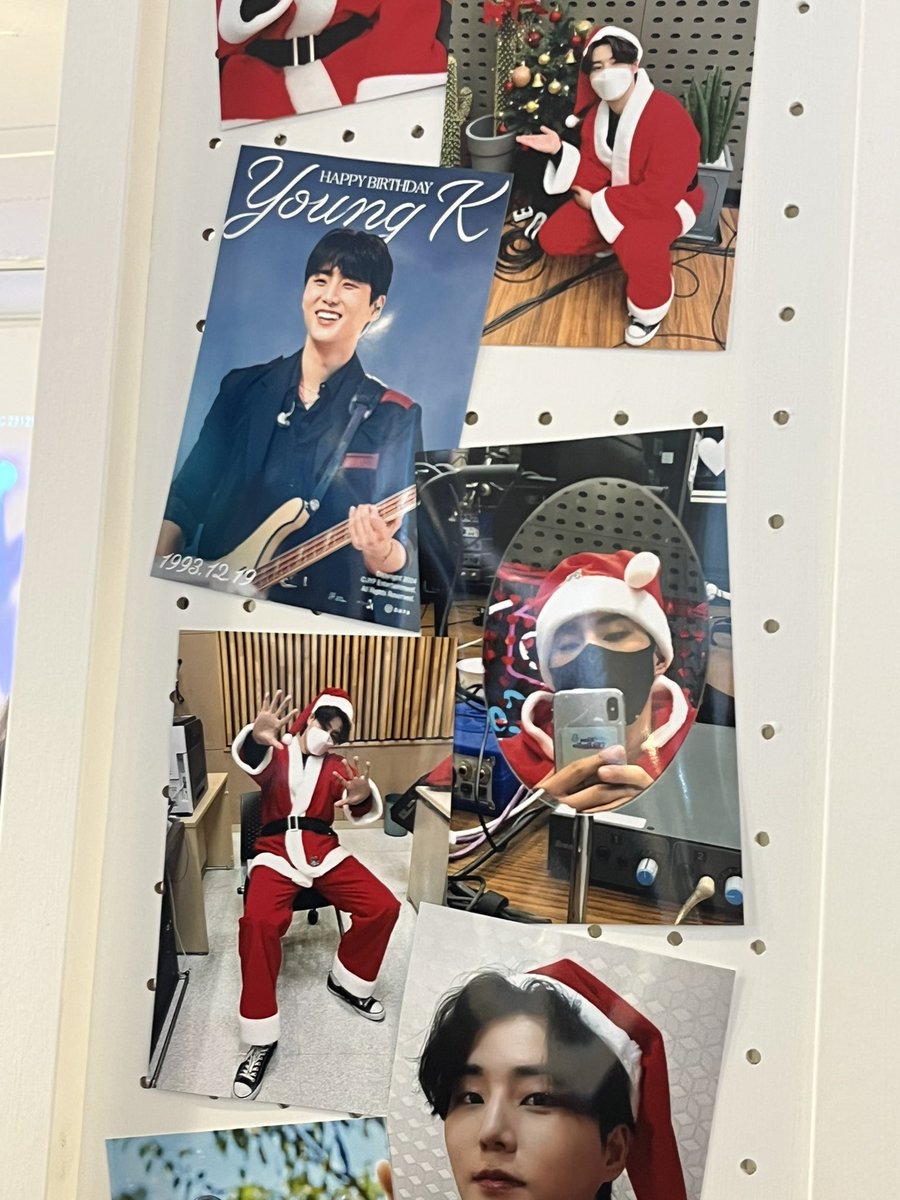 #해피_벌스데이_메리_케리스마스
#MERRY_KERISTMAS

딱 보여서 갑자기 들어갔던곳..!! 근데 너무너무너무 이뻐서 놀랐어요🥺❤️❤️