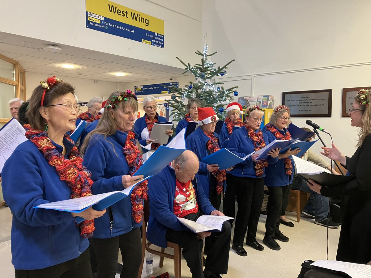 Sarah Herbert (@sarahjherbert) on Twitter photo It has been a busy week <a href="/UHD_NHS/">University Hospitals Dorset NHS Foundation Trust</a> but despite this #teamuhd goes the extra mile to bring some Christmas joy, Thank you all <a href="/S_HarringtonNHS/">Siobhan Harrington</a> <a href="/mmould_pooleNHS/">Mark Mould</a> It has been a busy week <a href="/UHD_NHS/">University Hospitals Dorset NHS Foundation Trust</a> but despite this #teamuhd goes the extra mile to bring some Christmas joy, Thank you all <a href="/S_HarringtonNHS/">Siobhan Harrington</a> <a href="/mmould_pooleNHS/">Mark Mould</a>