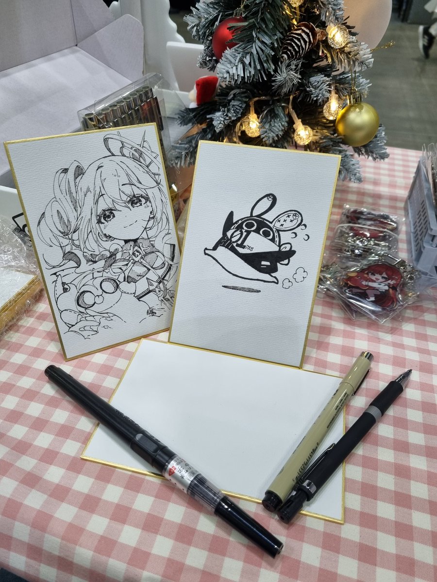 현장제작으로 그린것들은 전부 배포해드렸어용
잘놀다가용~🍽