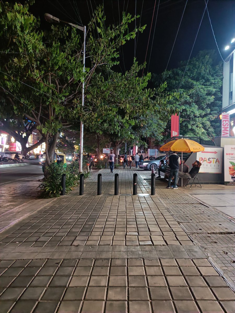 walkingproject's tweet photo. Spent almost week in Bengaluru, met @bengawalk. Took public transport and walked at least a couple dozen kilometers in the city across different neighborhoods. Lots of observations.
#WalkingProject #CleanAirCollective https://t.co/4K1gtYTcup
