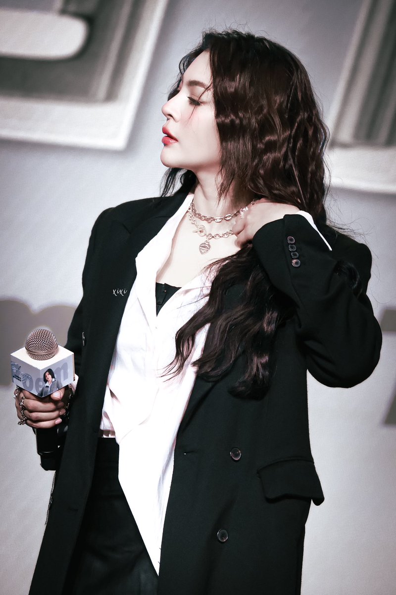 xusobeautiful's tweet photo. 【𝟐𝟒𝟏𝟐𝟐𝟏】𝐇𝐚𝐧𝐠𝐳𝐡𝐨𝐮

𝐇𝐢 𝐇𝐚𝐧𝐠𝐳𝐡𝐨𝐮

@malisorn00 
 #FayePeraya
#fayeperaya #FayeMalisorn https://t.co/DiA5bU0Suq